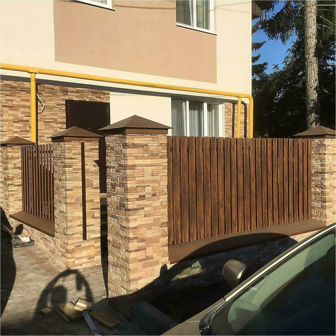забор из штакетника 70м каштан фото3 в Череповце