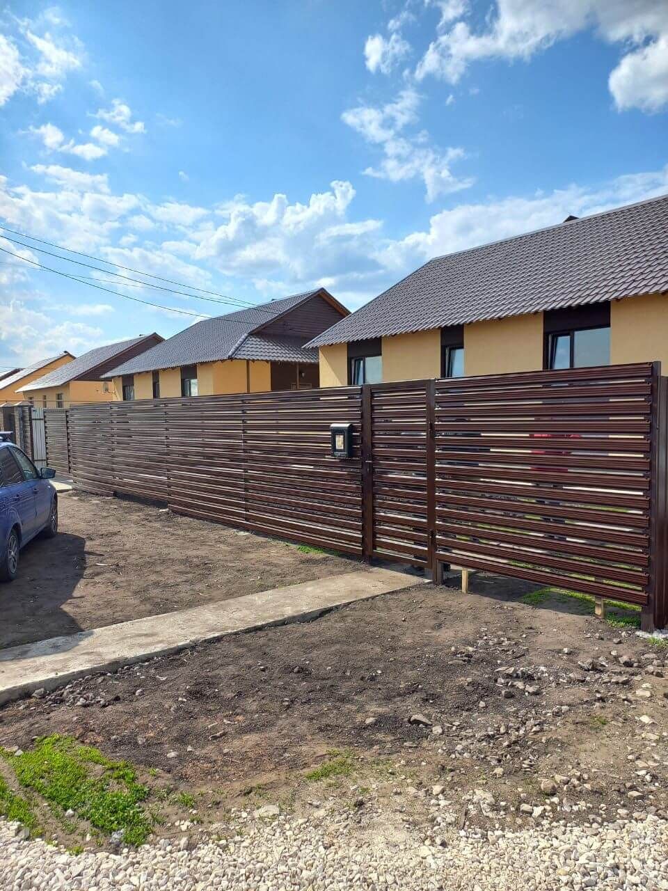 Забор-ранчо из широкого штакетника 24м RAL8017/8017 Шоколад двусторонний в Череповце