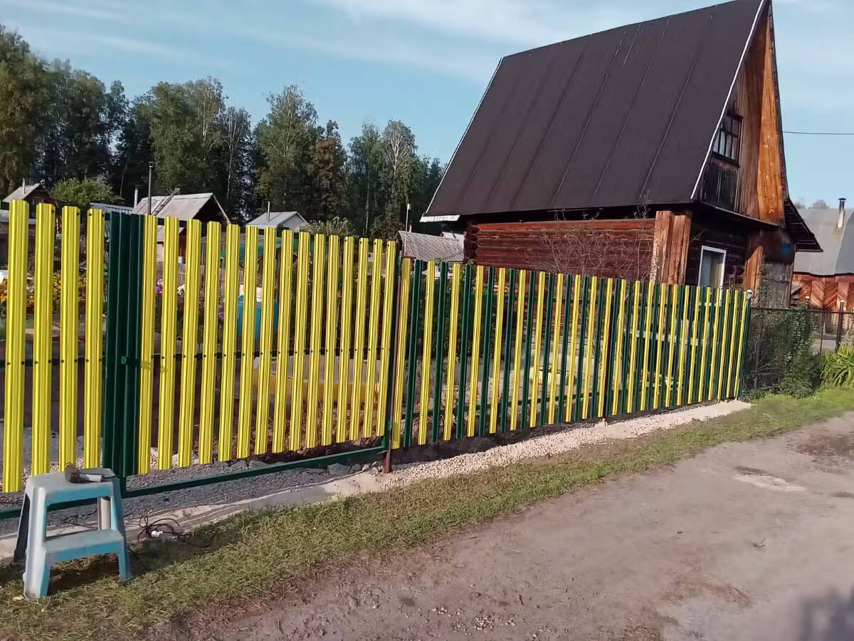 Забор из евроштакетника 13м RAL1018 Желтый фото 3 в Череповце