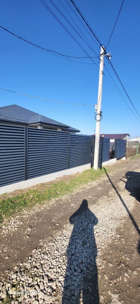 Забор из ламелей еврожалюзи 30м RAL7024/7024 Серый Графит двусторонний фото 1 в Череповце