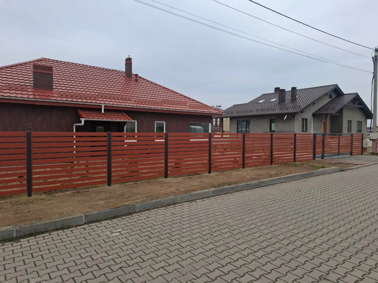 Забор-ранчо из металлопланкена 18м RAL8004 Терракотовый фото 1 в Череповце